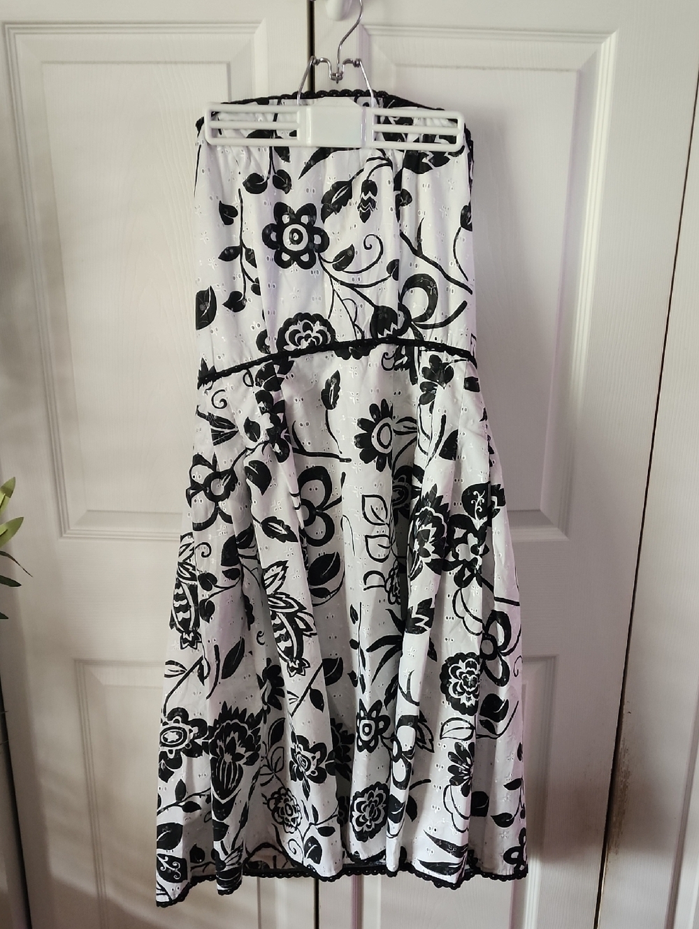 Emma James Black and White Halter Neck Dress